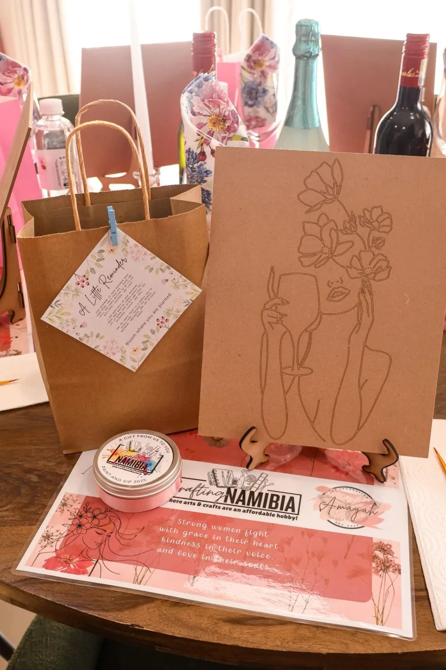 Guest gift bag, canvas and keepsake favour at each place